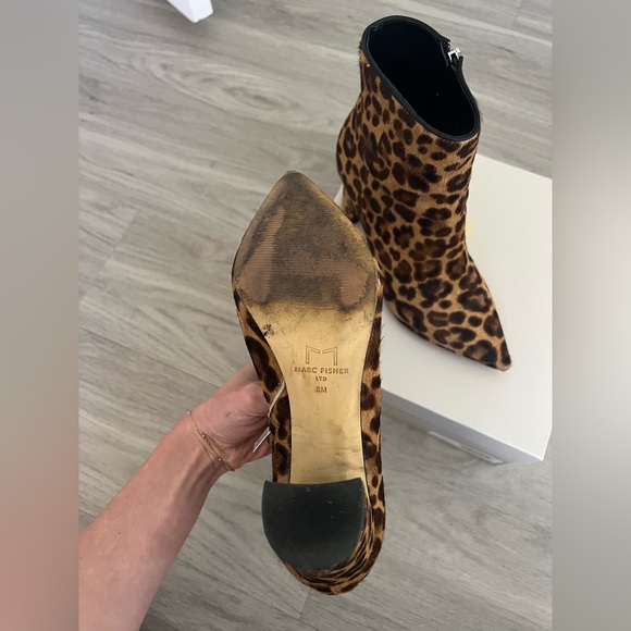 Marc Fisher LTD Ulani Pointy Toe Booty - Leopard - Size 8 - Picture 4 of 12